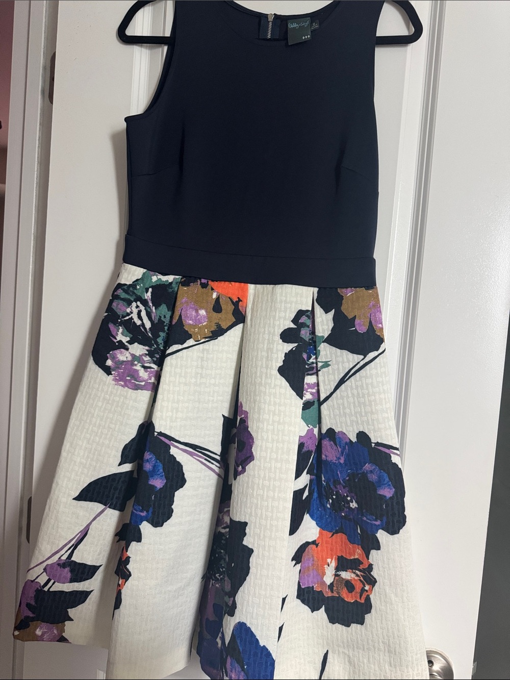 Gabby Skye Black Bodice White Floral Fit & Flare Dress